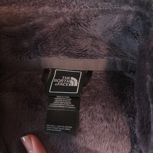 North face fuzzy jacket (NWT!) greyish purple -Sm - Picture 3 of 7